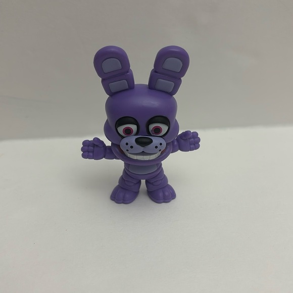 Funko Five Nights at Freddy's 10 Anniversary Mystery Mini Bonnie Vinyl Figure - Picture 4 of 5